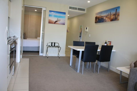 Beachside Luxury Getaway In Glenelg - Nambucca Heads Accommodation 4
