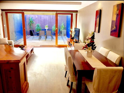 Superb Townhouse In North Adelaide - Nambucca Heads Accommodation 9