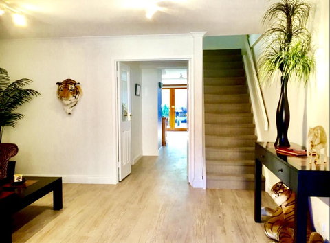 Superb Townhouse In North Adelaide - Nambucca Heads Accommodation 11