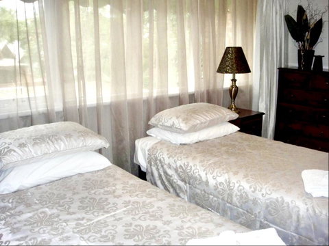 Superb Townhouse In North Adelaide - Nambucca Heads Accommodation 7