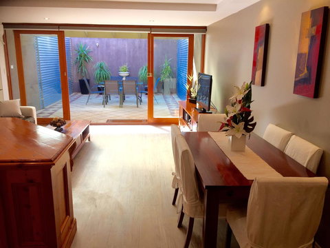 Superb Townhouse In North Adelaide - Nambucca Heads Accommodation 20