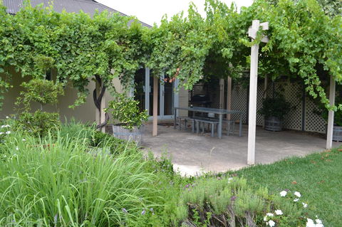 Tin House In Tanunda - Nambucca Heads Accommodation 9