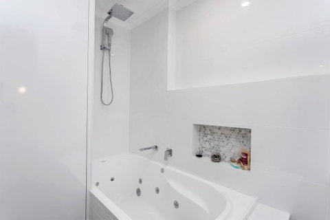 Heart Of Glenelg BnB - Nambucca Heads Accommodation 4