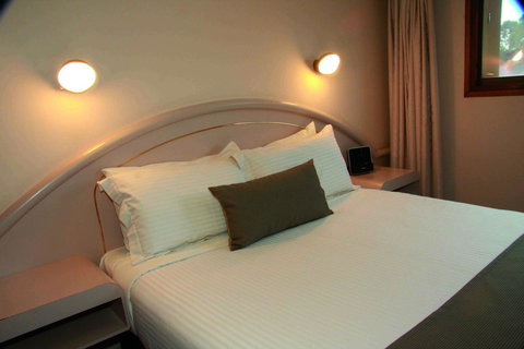 Comfort Hotel Adelaide Meridien - Nambucca Heads Accommodation 4