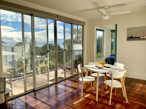 Sunrise On Falie Seaview Eco Accommodation - Nambucca Heads Accommodation 5