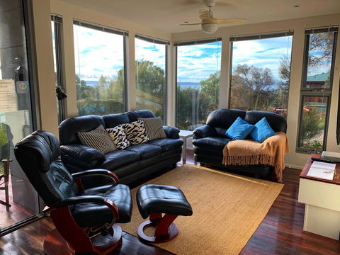 Sunrise On Falie Seaview Eco Accommodation - Nambucca Heads Accommodation 16