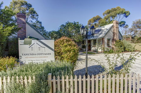 Tanunda Cottages - Nambucca Heads Accommodation 0