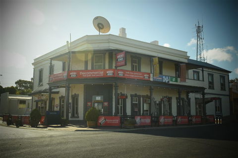 Commercial Hotel Morgan - Nambucca Heads Accommodation 0