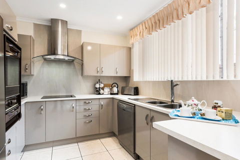 Adelaide Style Accommodation-Close To City-North Adelaide-3 Bdrm- FREE Parking - Nambucca Heads Accommodation 6