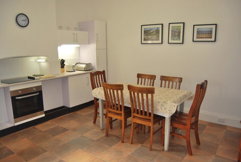 Jacaranda Cottage - Nambucca Heads Accommodation 9