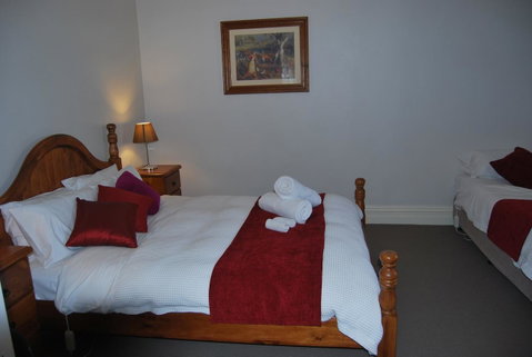 Jacaranda Cottage - Nambucca Heads Accommodation 10