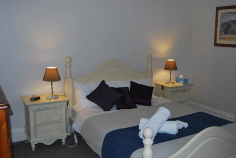 Jacaranda Cottage - Nambucca Heads Accommodation 4