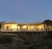 White Sands Holiday Retreat - Nambucca Heads Accommodation