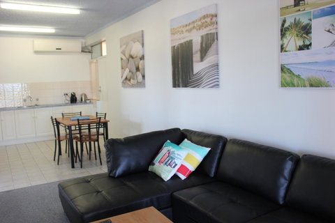 Seaview Sunset Holiday Apartments - Nambucca Heads Accommodation 8