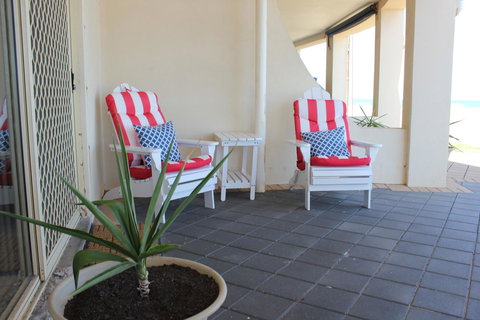 Seaview Sunset Holiday Apartments - Nambucca Heads Accommodation 12