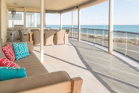 Seaview Sunset Holiday Apartments - Nambucca Heads Accommodation 6