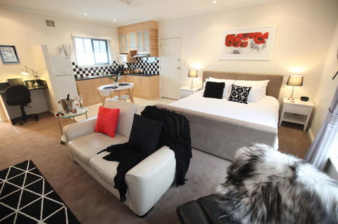 Wine And Roses Bed And Breakfast - Nambucca Heads Accommodation 9