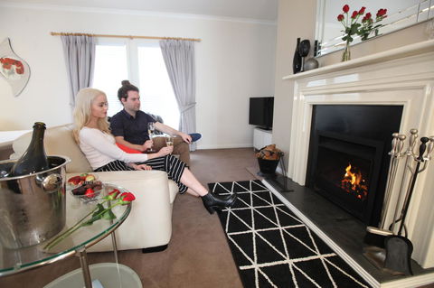 Wine And Roses Bed And Breakfast - Nambucca Heads Accommodation 8