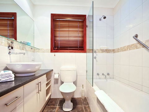 Wine And Roses Bed And Breakfast - Nambucca Heads Accommodation 1