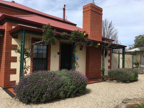 Wine And Roses Bed And Breakfast - Nambucca Heads Accommodation 14