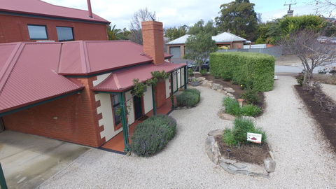 Wine And Roses Bed And Breakfast - Nambucca Heads Accommodation 13