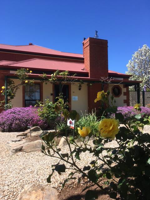 Wine And Roses Bed And Breakfast - Nambucca Heads Accommodation 6