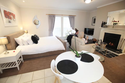 Wine And Roses Bed And Breakfast - Nambucca Heads Accommodation 10