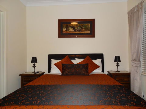 Hahndorf Oak Tree Cottages - Nambucca Heads Accommodation 4