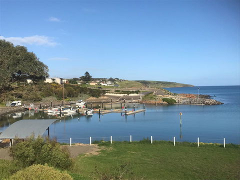 Penneshaw Oceanview Apartments - Nambucca Heads Accommodation 0