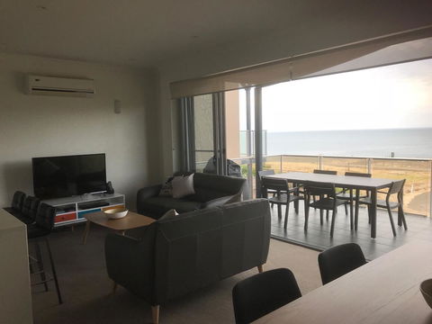 Penneshaw Oceanview Apartments - Nambucca Heads Accommodation 1