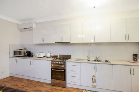 Hahndorf House B&B - Nambucca Heads Accommodation 7