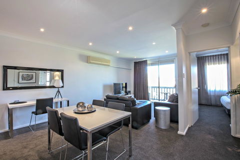 Adelaide DressCircle Apartments - Archer Street - Nambucca Heads Accommodation 0