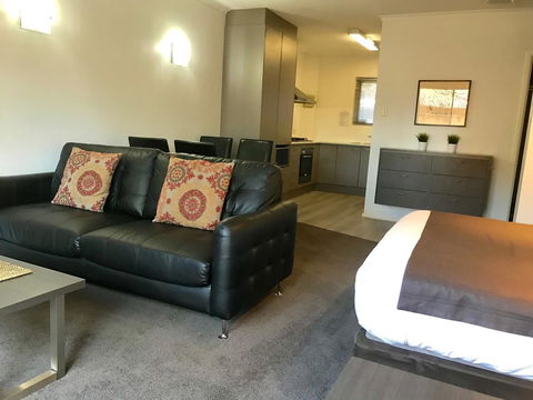 Adelaide DressCircle Apartments - Archer Street - Nambucca Heads Accommodation 2