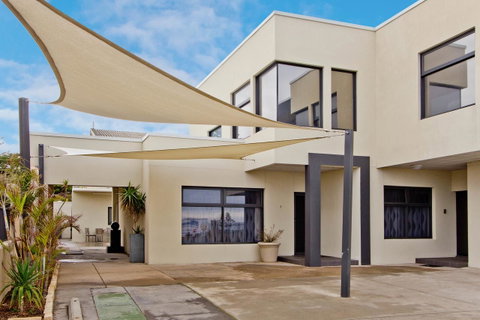 Atlantic West Beach Apartments - Nambucca Heads Accommodation 0
