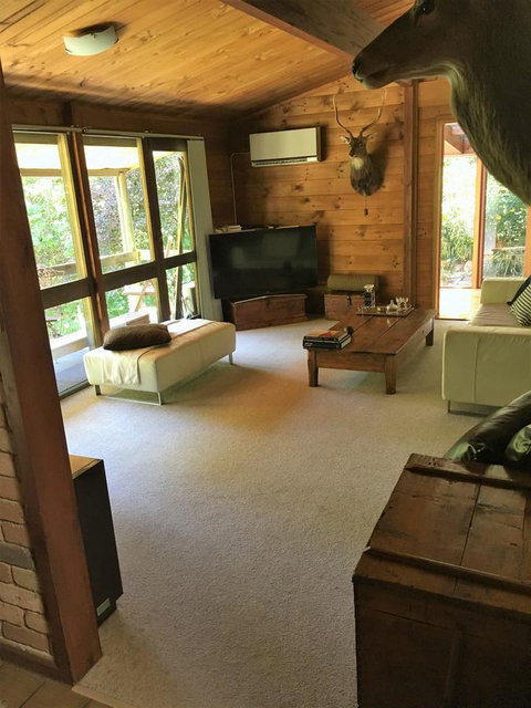 Hilltop - Nambucca Heads Accommodation 3