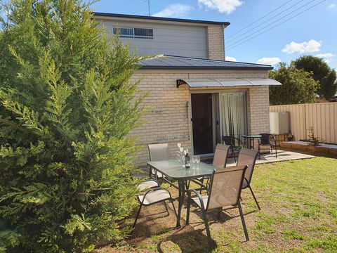 Explore Adelaide, Gawler, The Barossa And Clare Valleys All-in-one - Nambucca Heads Accommodation 13
