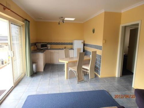Esplanade Apartments At West Beach - Nambucca Heads Accommodation 6