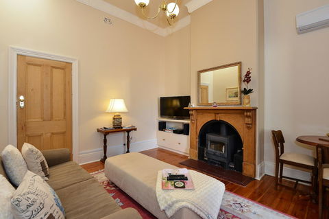 Trafalgar Premium Vintage Suites - Nambucca Heads Accommodation 3