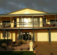 Beachside Escape on The Esplanade - Nambucca Heads Accommodation