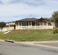 Maslin Beach House - Nambucca Heads Accommodation