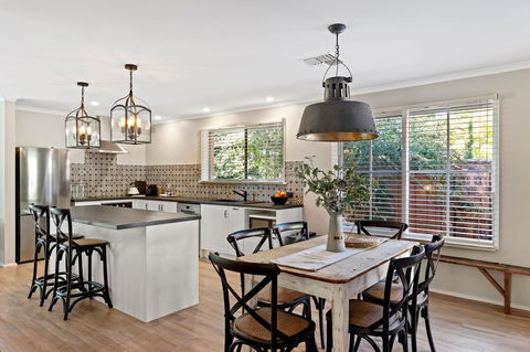 Adelaide Hills Retreats - Nambucca Heads Accommodation 2
