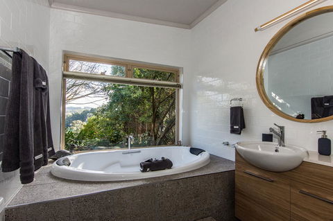Adelaide Hills Retreats - Nambucca Heads Accommodation 44