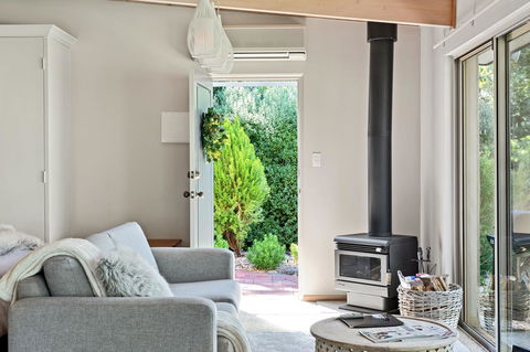 Adelaide Hills Retreats - Nambucca Heads Accommodation 20