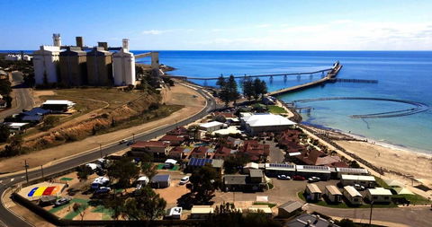 Wallaroo Beachfront Tourist Park - Nambucca Heads Accommodation 2