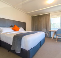 Mick O'Sheas - Nambucca Heads Accommodation