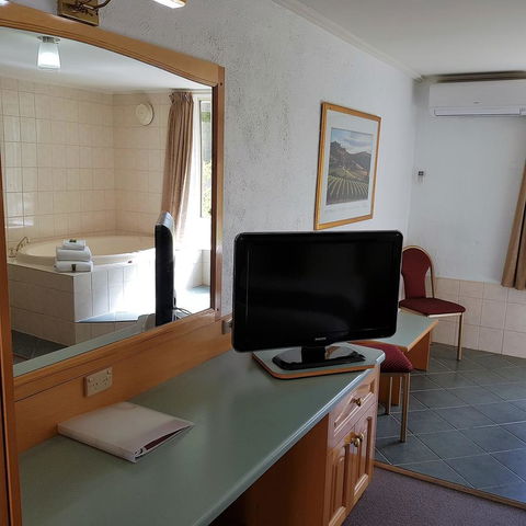 Barossa Weintal Hotel - Nambucca Heads Accommodation 10