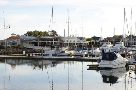 Townhouse On The Marina - Nambucca Heads Accommodation 12