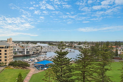 Beachside Luxury & Comfort, Ocean Views In Glenelg - Nambucca Heads Accommodation 4