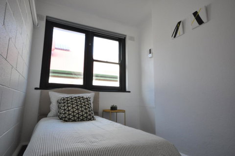 The One @ Henley Beach - Nambucca Heads Accommodation 5