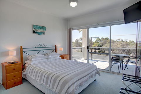 Bay Bliss - Nambucca Heads Accommodation 12